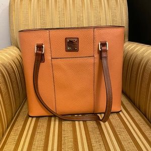 Light Orange Pebble Grain Small Lexington